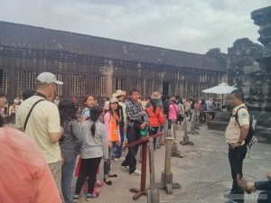 Angkor Archaeological Park - Angkor Wat line for top