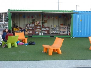 Auckland - cargo container library