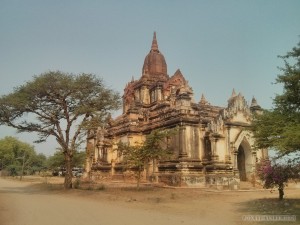 Bagan - buildings near Shwezigon pagoda 1