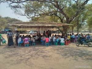 Bagan - delicious roadside lunch 2