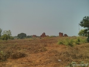 Bagan - forgotten stupa 1