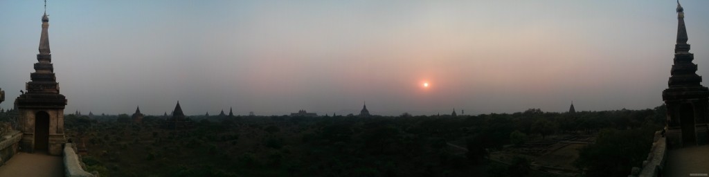 Bagan - panorama Shwegugyi west