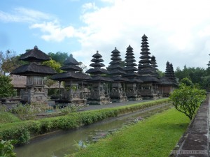 Traveling around Bali - Mengwi plains temple 1