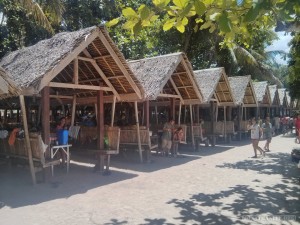 Bohol - hidden beach lunch hut 1