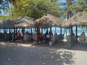 Bohol - hidden beach lunch hut 2