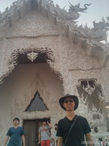 Chiang Rai - white temple portrait 2