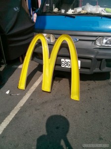 Chiayi - McDonalds arches