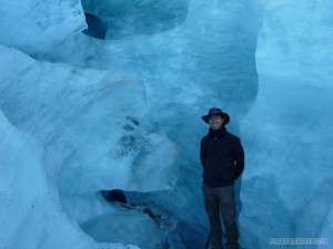 Fox Glacier - horizontal crevasse 3