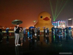 Giant rubber ducky - rainy weather