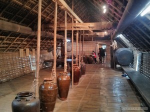 Hanoi - Ethnology museum long building inside 2