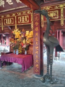 Hanoi - Temple of Literature crane