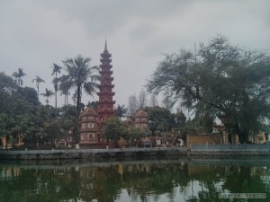 Hanoi - Tran Quoc Pagoda 1