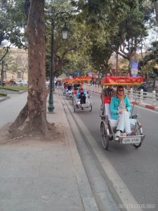 Hanoi - pedicab line 2