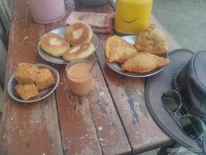 Inle Lake - snacks in town