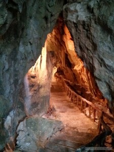 Kenting - forest recreation area cave 1