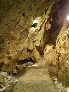 Kenting - forest recreation area cave 2