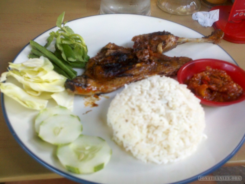 makanan khas bali di kuta