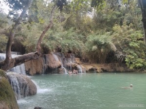 Luang Prabang - Kuang Si waterfall swimming