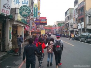 Lukang - street with friends