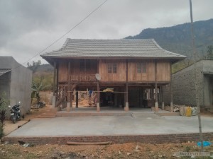 Mai Chau - house on stilts 4