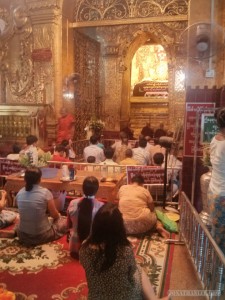 Mandalay - Mahamuni Budhha temple inside 2