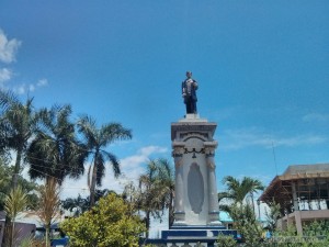 Moalboal - statue