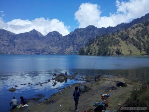 Mount Rinjani - second day lake