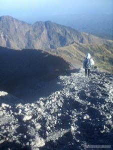 Mount Rinjani - summit path 2