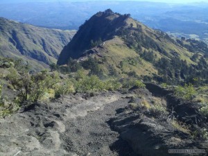 Mount Rinjani - summit path 3