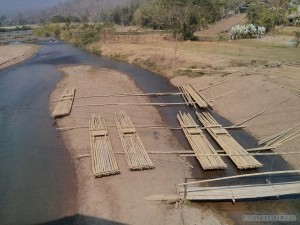 Pai bridge bamboo raft