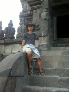 Prambanan - temple portrait 1