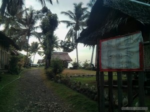 Sabang - road to waterfall