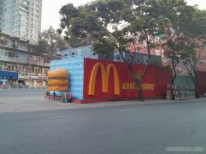 Saigon - McDonalds opening