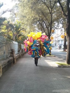 Saigon during Tet - balloon man