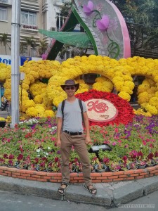 Saigon during Tet - flower street portrait 1