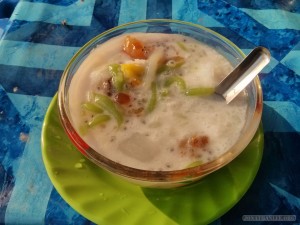 Siem Reap - local market dessert dish