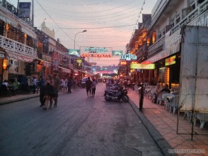 Siem Reap - pub street