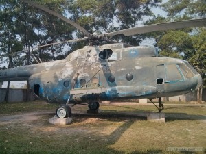 Siem Reap - war memorial helicopter