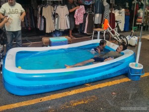 Songkran in Bangkok - Chatuchak pool