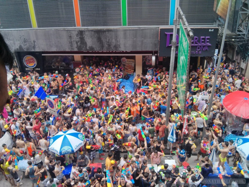 Songkran in Bangkok - Silom from above 24