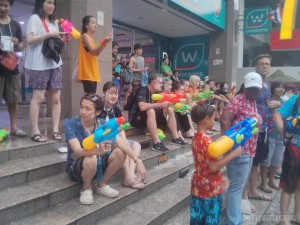 Songkran in Bangkok - Silom taking break