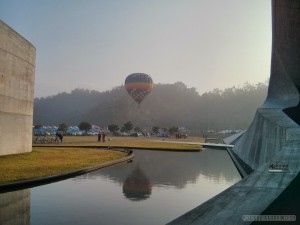 Sun Moon Lake - Xiangshan visitor center hot air balloon