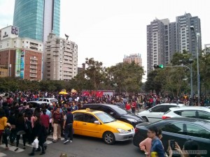 Taichung - parkway crowded