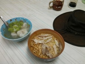 Tainan - chicken with dry noodles