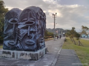 Taitung - bike trail start statue