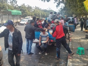 Thingyan in Yangon - lunch on truck