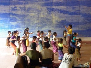 Ubud - Balinese dance classes