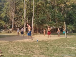 Vang Vieng - Blue Lagoon volleyball