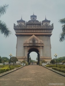 Vientiane - Patuxai 2