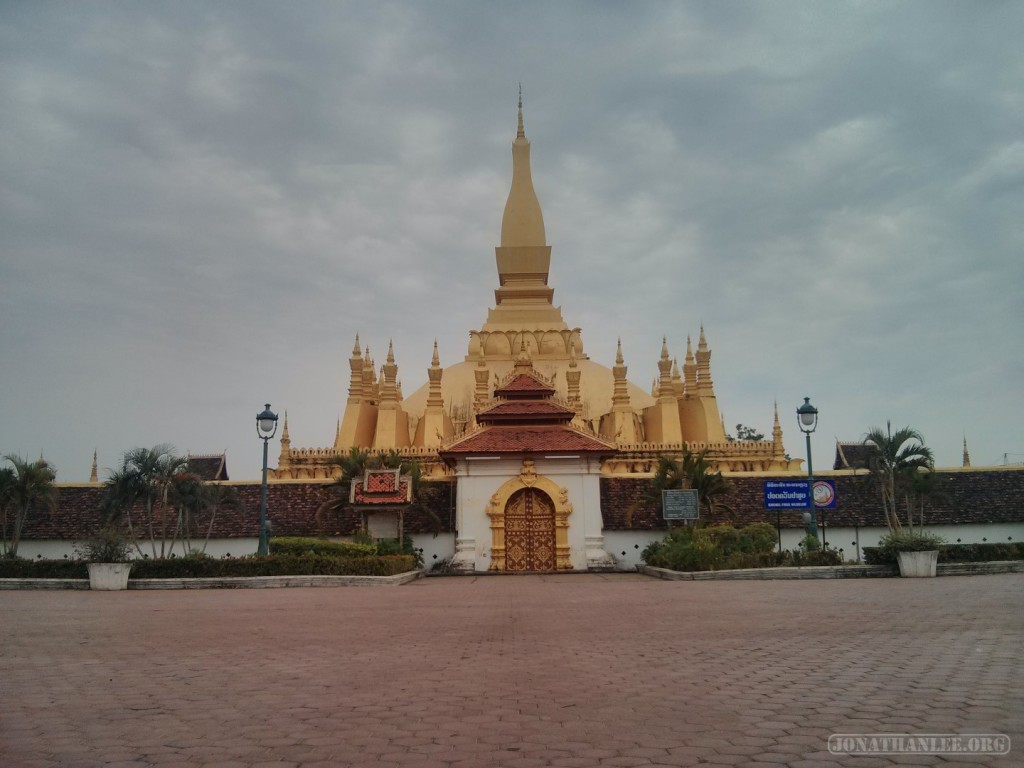 Vientiane - Pha That Luang 2